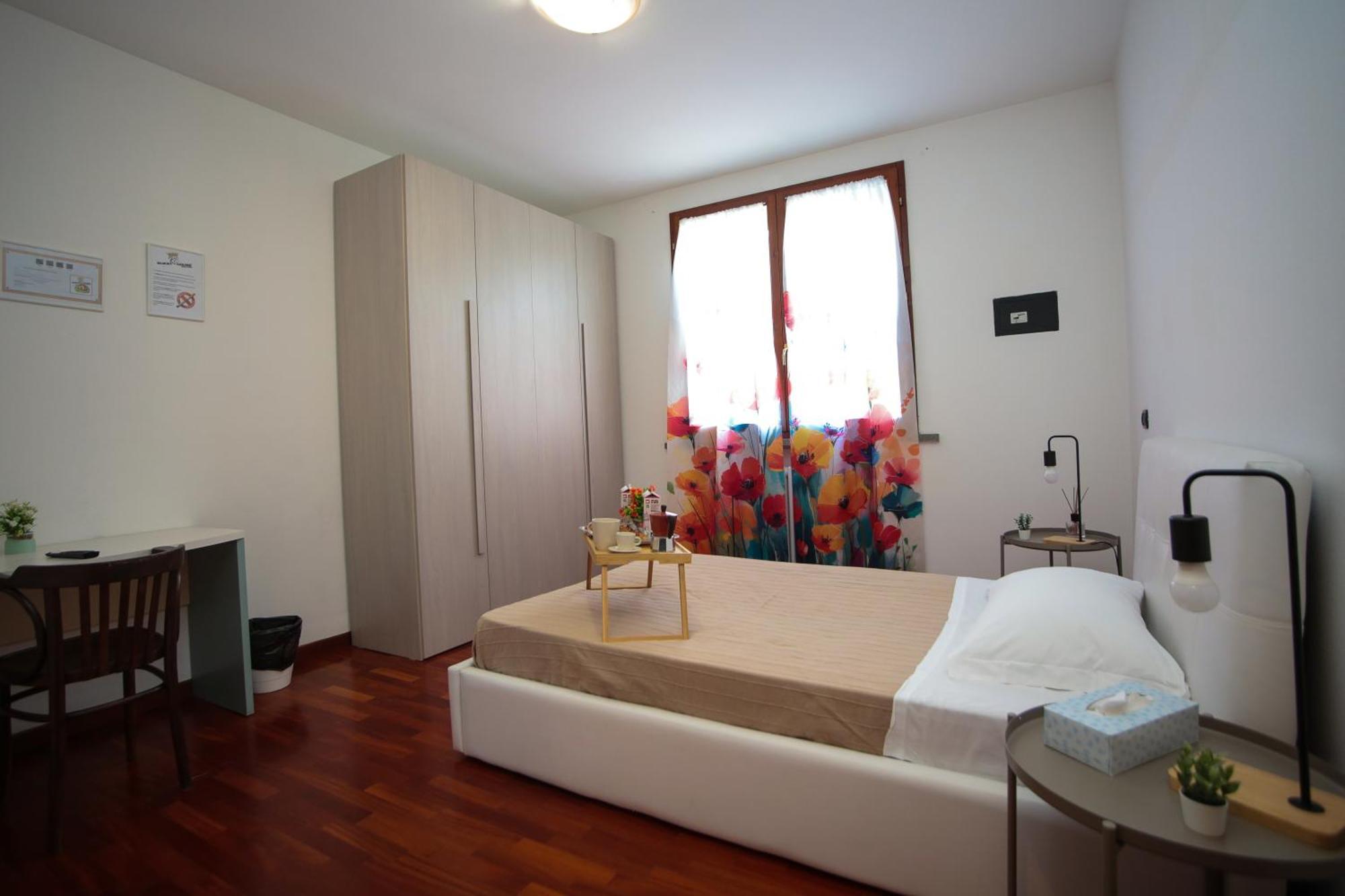 Guest House Onde Chiare เรจโจเอมิเลีย ภายนอก รูปภาพ