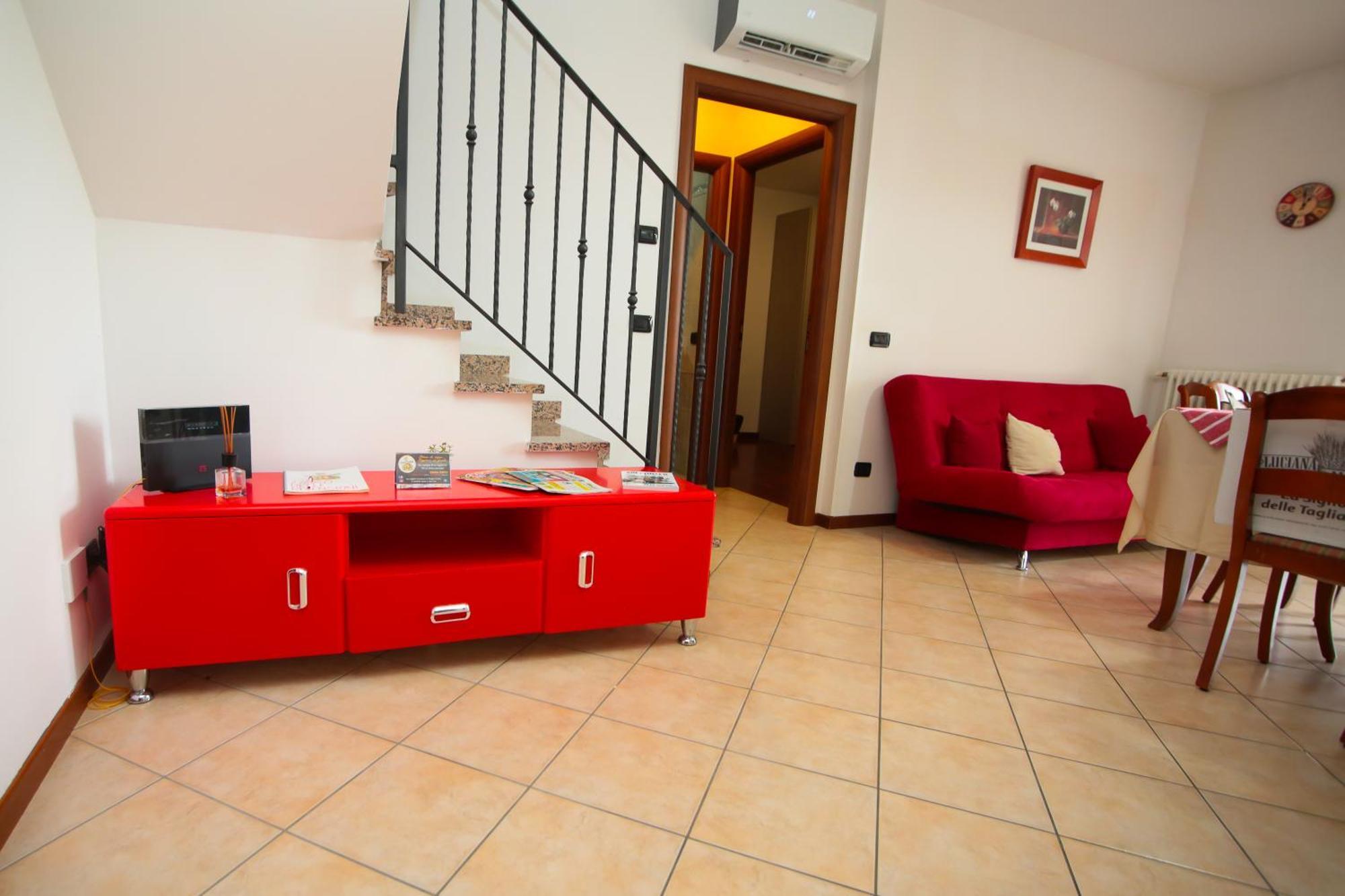 Guest House Onde Chiare เรจโจเอมิเลีย ภายนอก รูปภาพ